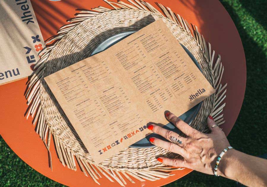 Exemple d'impression de menu de restaurant personnalisé au format dépliant.